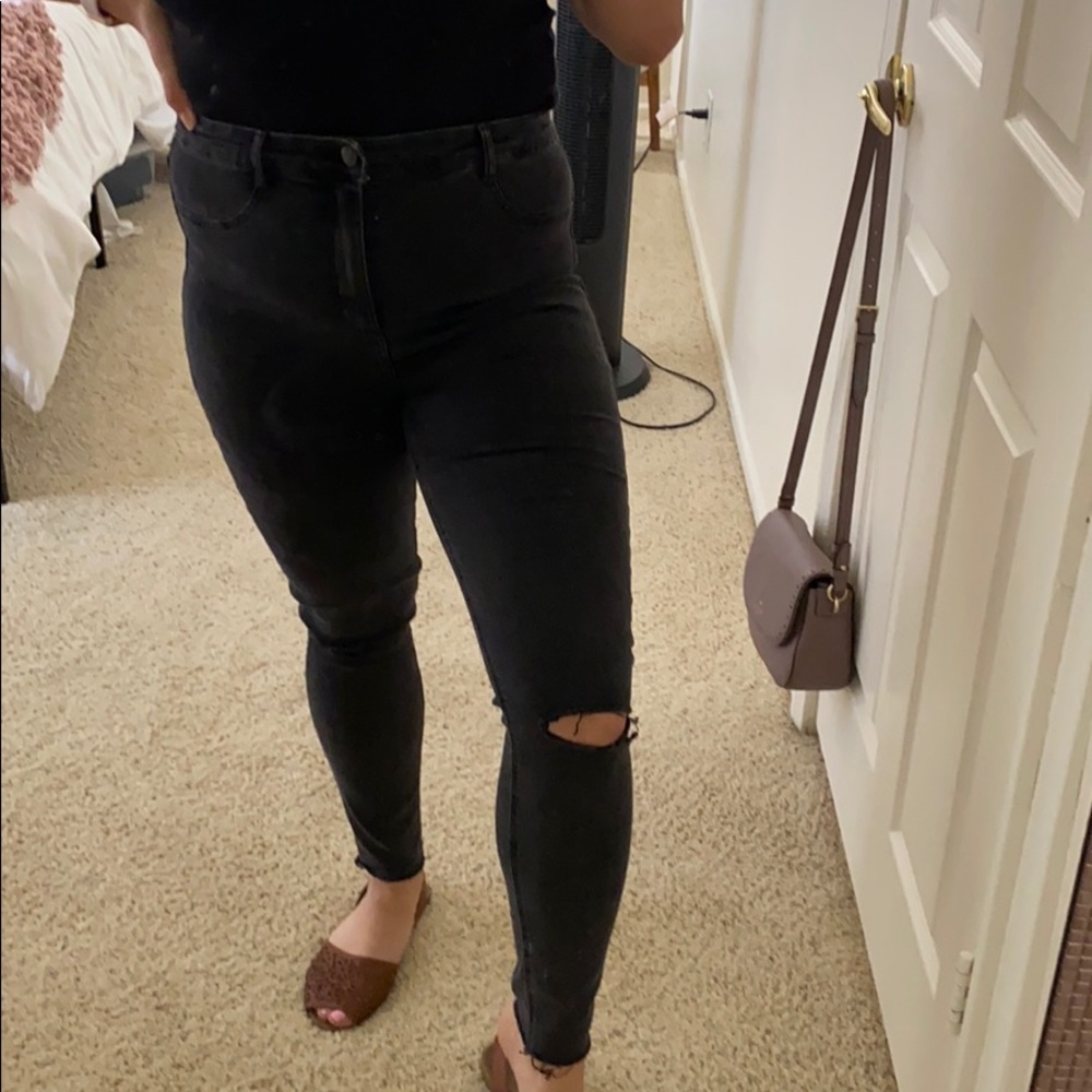 Zara Ripped Jeans Off Black